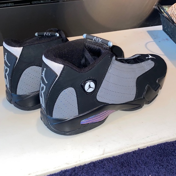 Air Jordan 14 retro! (Men’s) - Picture 2 of 10